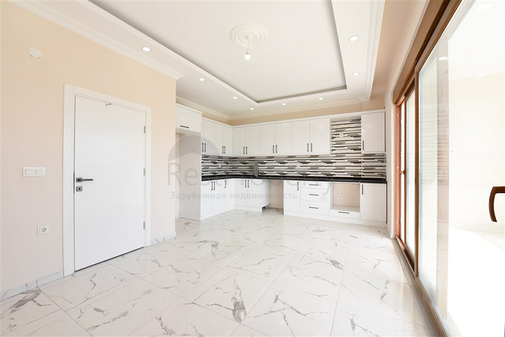 Geräumiges Penthouse mit Meerblick im Zentrum von Alanya