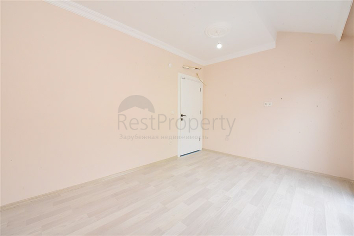 Geräumiges Penthouse mit Meerblick im Zentrum von Alanya