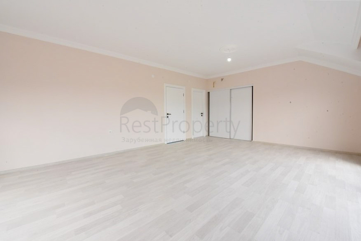 Geräumiges Penthouse mit Meerblick im Zentrum von Alanya