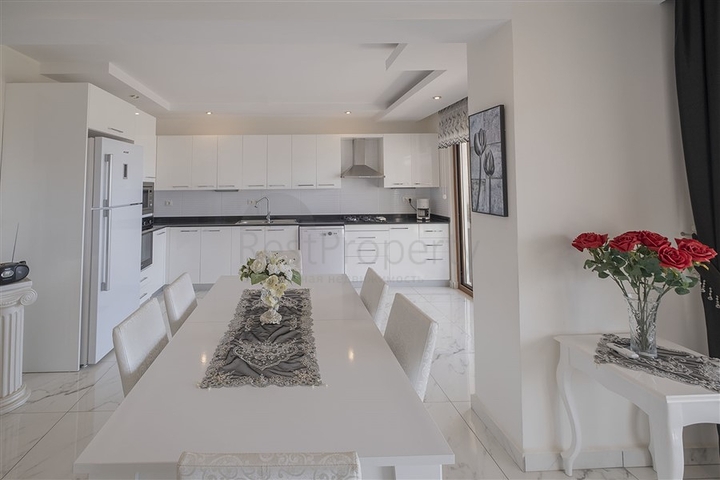 3+1 Penthouse mit Meerblick im Stadtteil Djikcilli