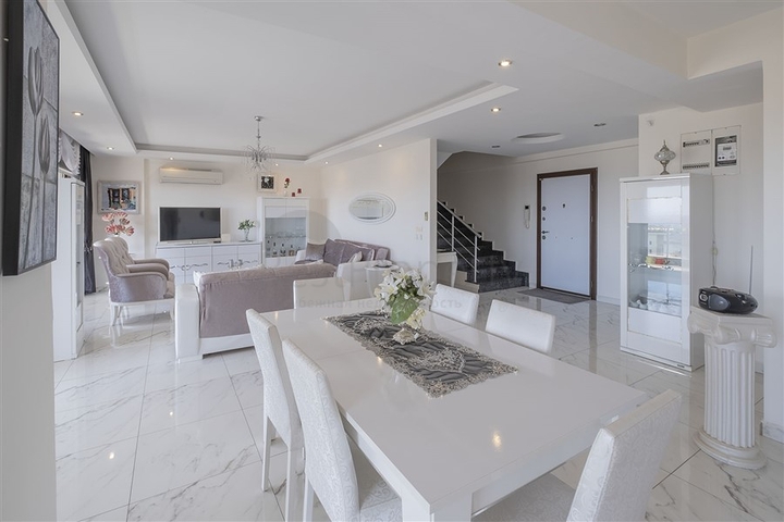 3+1 Penthouse mit Meerblick im Stadtteil Djikcilli