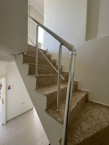 4+1 Penthouse in einem Komplex mit minimaler Infrastruktur im Stadtteil Mahmutlar