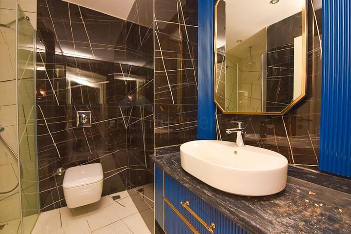 Möblierte Wohnung 20 m vom Meer mit 1+1 Grundriss im Stadtteil Oba entfernt