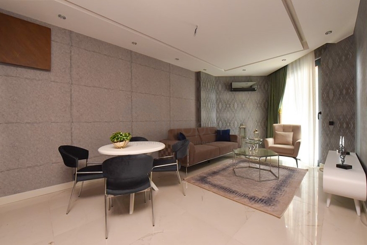 Möblierte Wohnung 20 m vom Meer mit 1+1 Grundriss im Stadtteil Oba entfernt