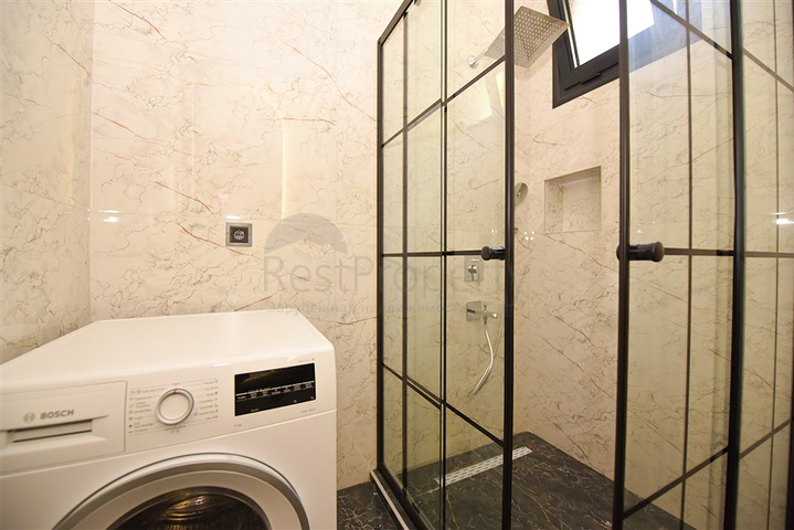 4+1 Villa mit Panoramablick auf das Meer 