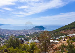 4+1 Villa mit Panoramablick auf das Meer 