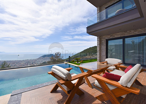 4+1 Villa mit Panoramablick auf das Meer 