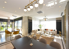 4+1 Villa mit Panoramablick auf das Meer 