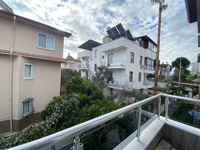 Geräumige 3+1 Villa 250m vom Meer entfernt in Konakli