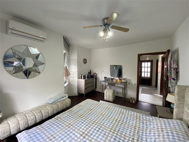 Geräumige 3+1 Villa 250m vom Meer entfernt in Konakli