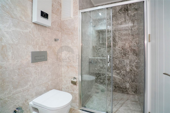 Penthouse 2+1 im Stadtteil Kestel, nur 350 m vom Meer entfernt 