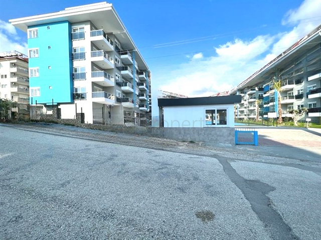 Penthouse 2+1 im Stadtteil Kestel, nur 350 m vom Meer entfernt 