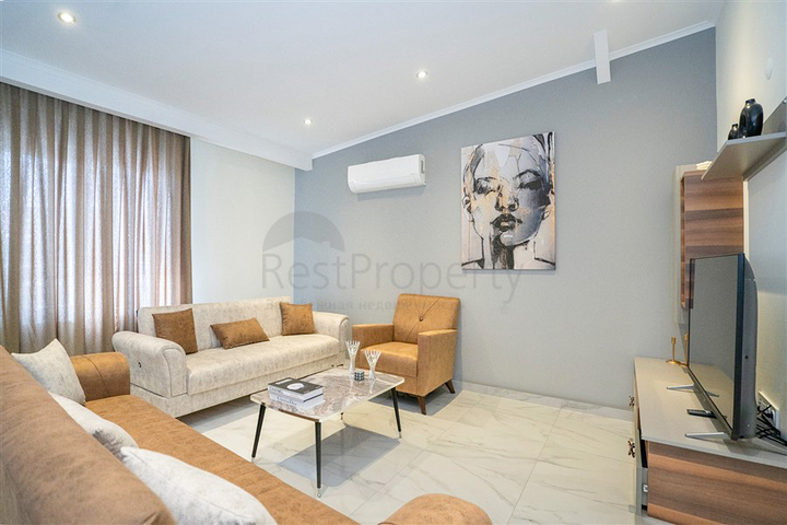 Penthouse 2+1 im Stadtteil Kestel, nur 350 m vom Meer entfernt 