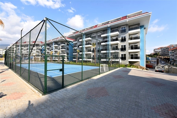 Penthouse 2+1 im Stadtteil Kestel, nur 350 m vom Meer entfernt 