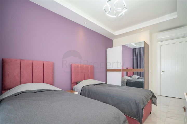 Penthouse 2+1 im Stadtteil Kestel, nur 350 m vom Meer entfernt 