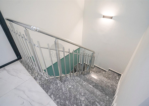 Penthouse 2+1 im Stadtteil Kestel, nur 350 m vom Meer entfernt 