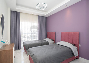 Penthouse 2+1 im Stadtteil Kestel, nur 350 m vom Meer entfernt 