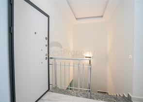 Penthouse 2+1 im Stadtteil Kestel, nur 350 m vom Meer entfernt 