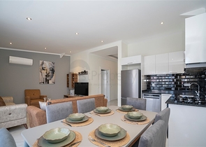 Penthouse 2+1 im Stadtteil Kestel, nur 350 m vom Meer entfernt 