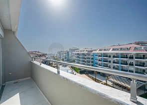 Penthouse 2+1 im Stadtteil Kestel, nur 350 m vom Meer entfernt 