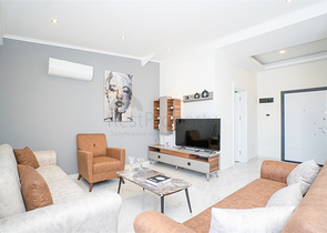 Penthouse 2+1 im Stadtteil Kestel, nur 350 m vom Meer entfernt 