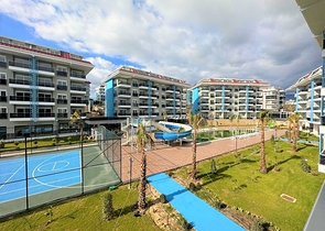 Penthouse 2+1 im Stadtteil Kestel, nur 350 m vom Meer entfernt 