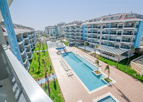 Penthouse 2+1 im Stadtteil Kestel, nur 350 m vom Meer entfernt 