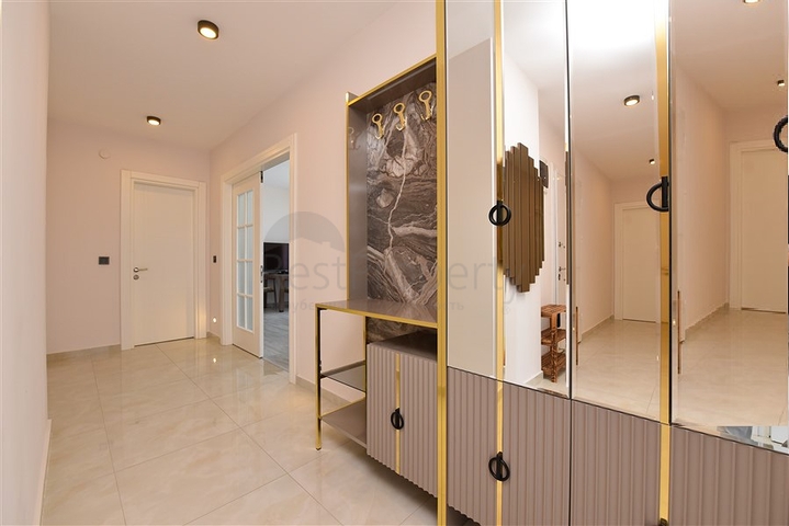 2+1 Wohnung mit Abstellraum in Mahmutlar