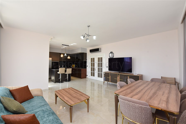 2+1 Wohnung mit Abstellraum in Mahmutlar