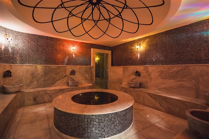 3+1 Penthouse mit eigenem Pool auf dem Dach im Stadtteil Kargicak