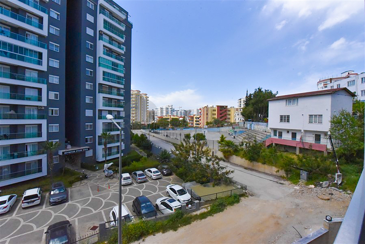 Wohnungen in einem neuen Komplex im Stadtteil Mahmutlar