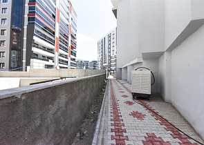 1+1 Wohnung in einem neuen Komplex ohne Infrastruktur im Stadtteil Mahmutlar