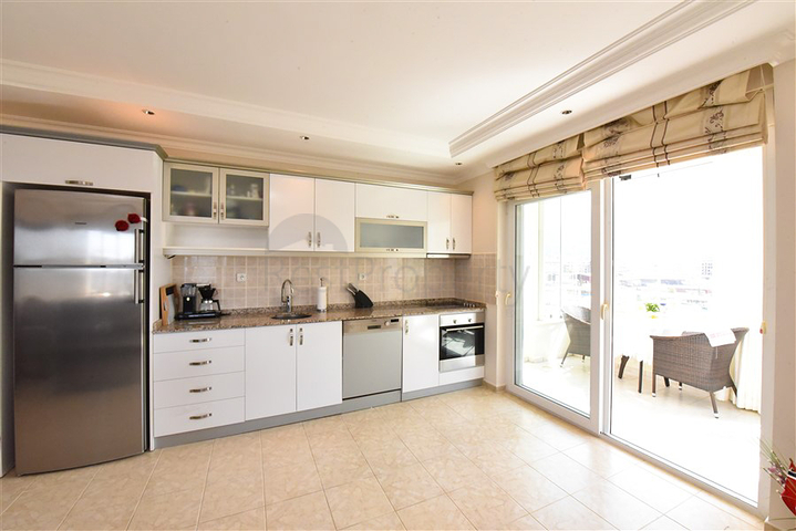 Große 2+1 Aussicht Wohnung mit Meerblick