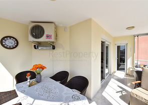 Große 2+1 Aussicht Wohnung mit Meerblick