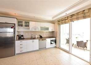 Große 2+1 Aussicht Wohnung mit Meerblick