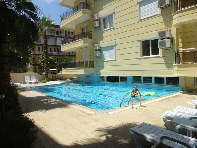 Geräumiges 2+1 Penthouse im Zentrum von Alanya