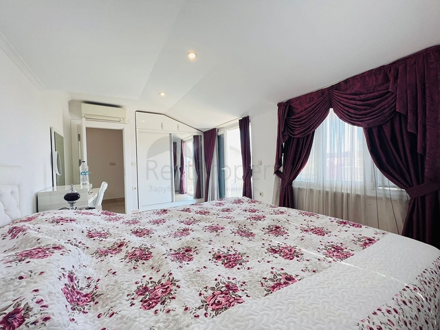 Geräumiges 2+1 Penthouse im Zentrum von Alanya