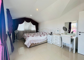 Geräumiges 2+1 Penthouse im Zentrum von Alanya