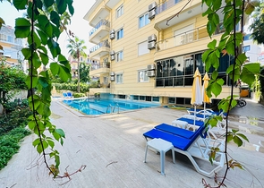 Geräumiges 2+1 Penthouse im Zentrum von Alanya