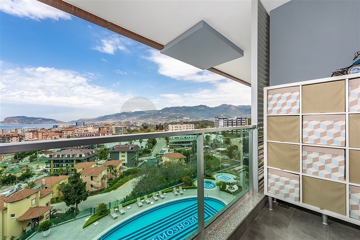 Luxus-Penthouse mit Blick auf das Meer und die Festung vom Eigentümer 