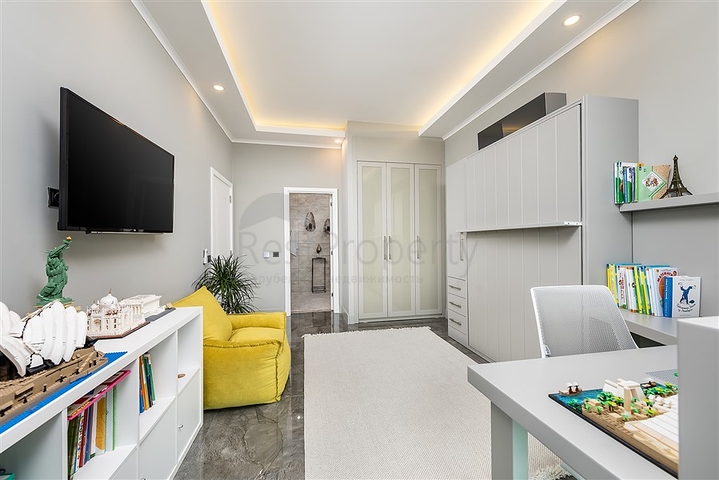 Luxus-Penthouse mit Blick auf das Meer und die Festung vom Eigentümer 