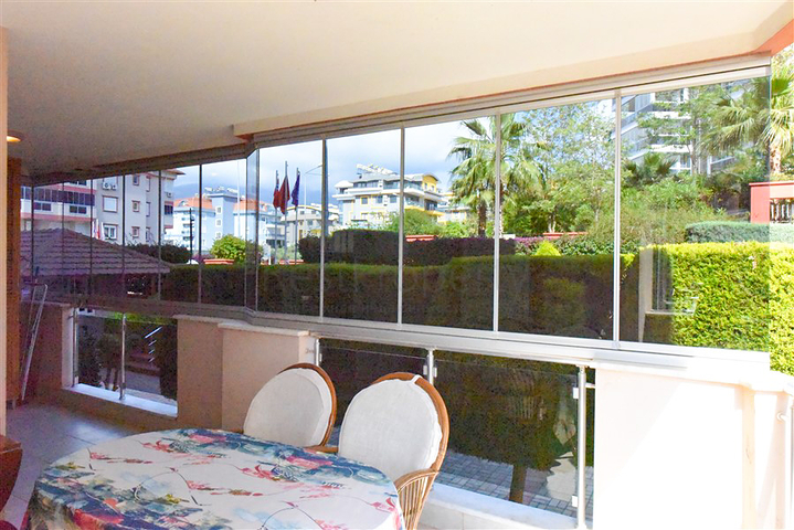 Geräumige Wohnung in zentraler Lage