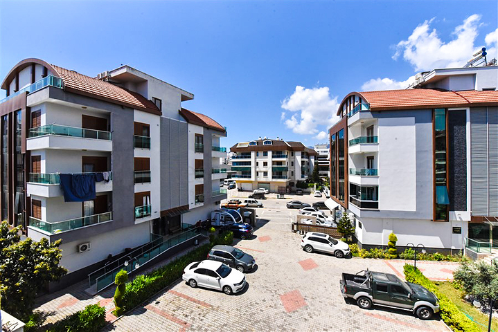 Geräumige 2+1-Wohnung im Stadtteil Oba