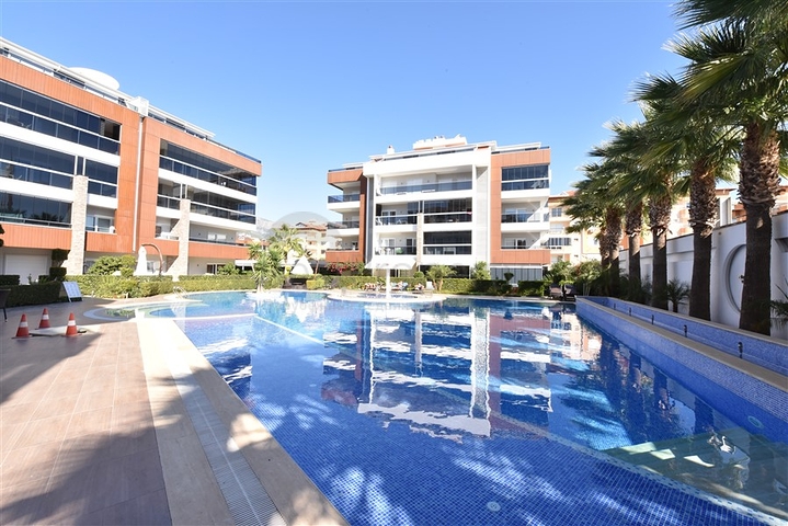 Geräumige 2+1-Wohnung im Stadtteil Oba