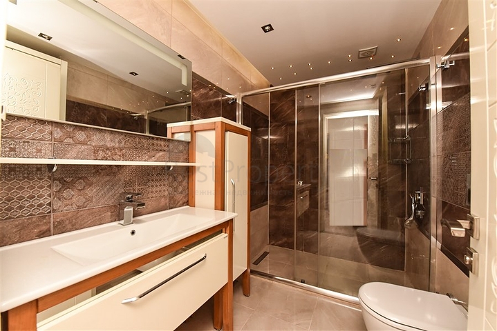 Geräumige 2+1-Wohnung im Stadtteil Oba