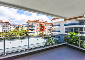 Geräumige 2+1-Wohnung im Stadtteil Oba