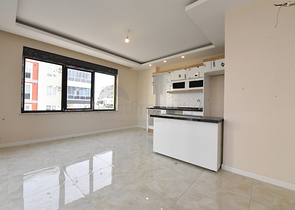 1+1 Wohnung in einem attraktiven Komplex im Stadtteil Tosmur 