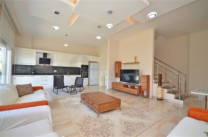 3+1 Gartenduplex in Kestel