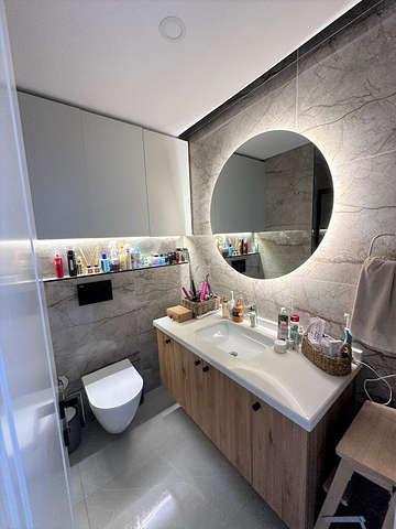 Gemütliche Apartments in einem neuen Komplex in beiden