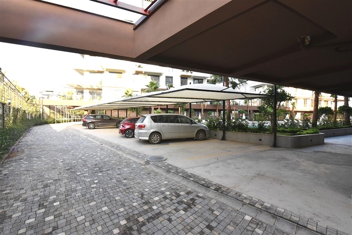 Gemütliche Apartments in einem neuen Komplex in beiden